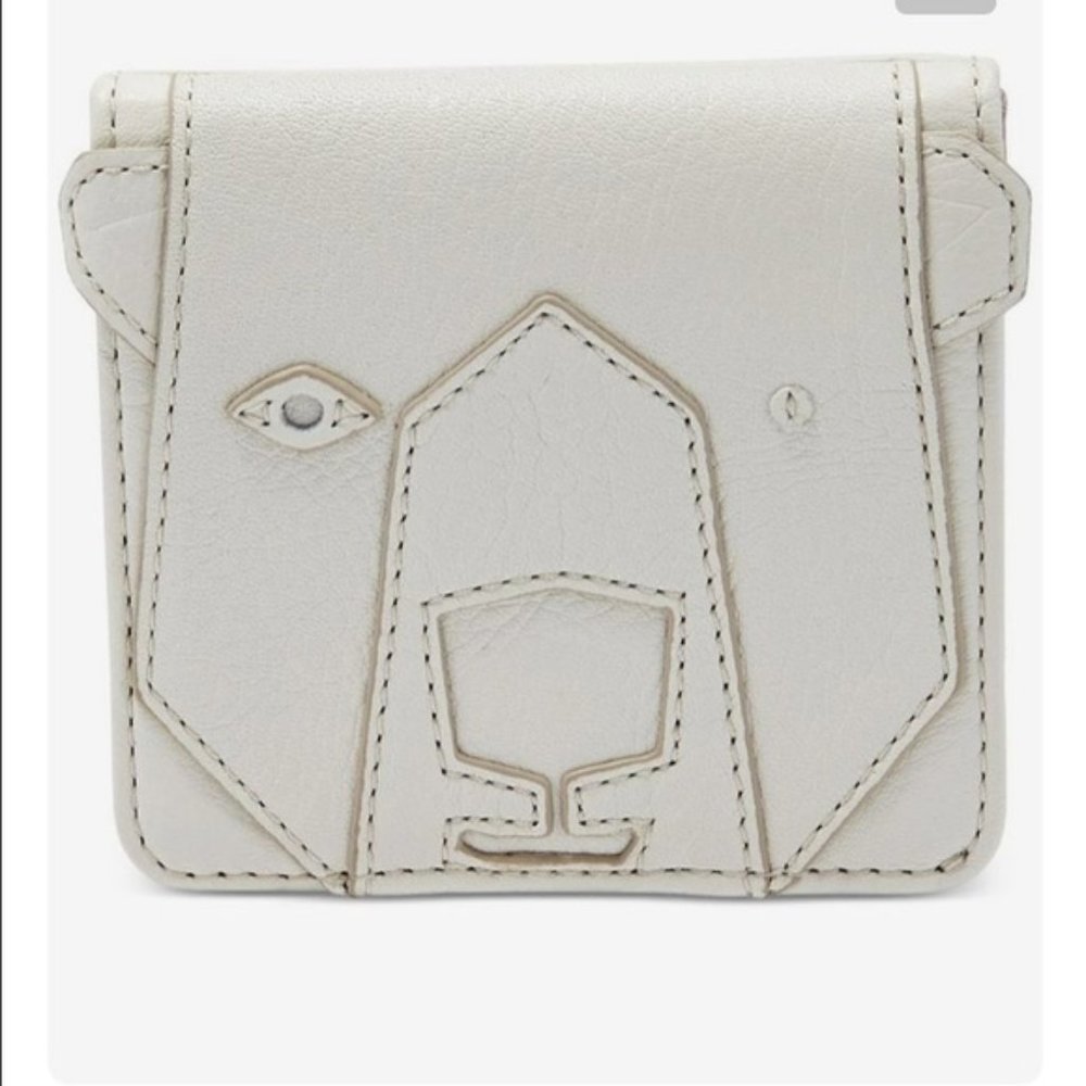 NWT Fossil Sydney Bear Bifold
